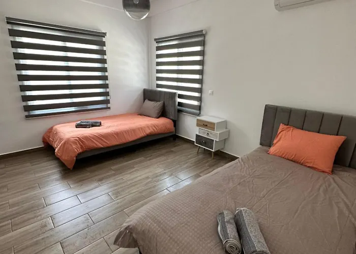 Semesterbostad Meropi *