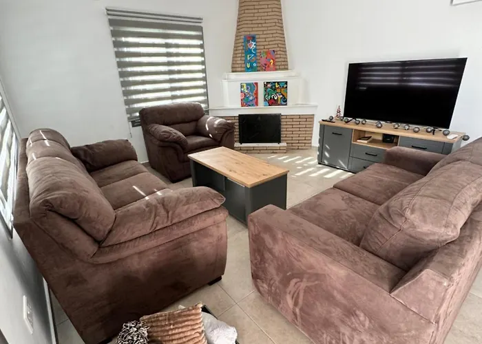 Semesterbostad Meropi